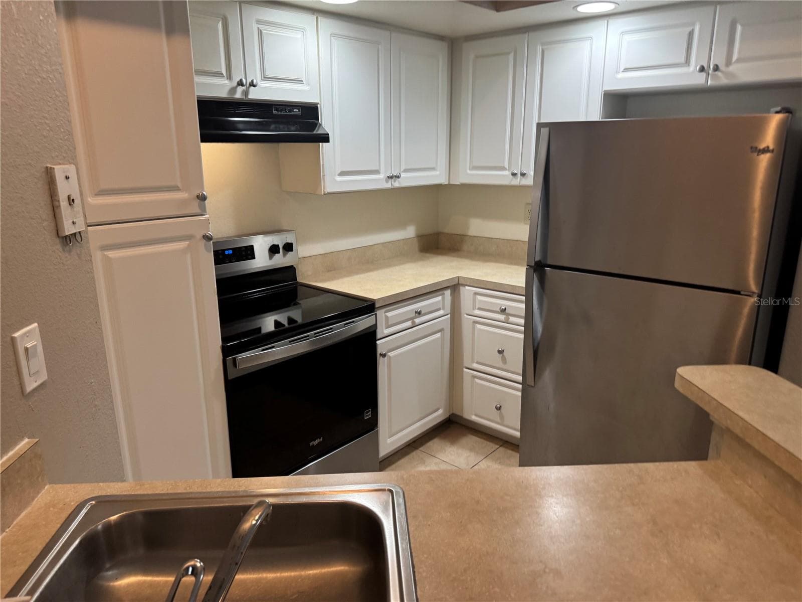 Condominium at 4572 COMMANDER DR #1238, ORLANDO, photo 3 of 7