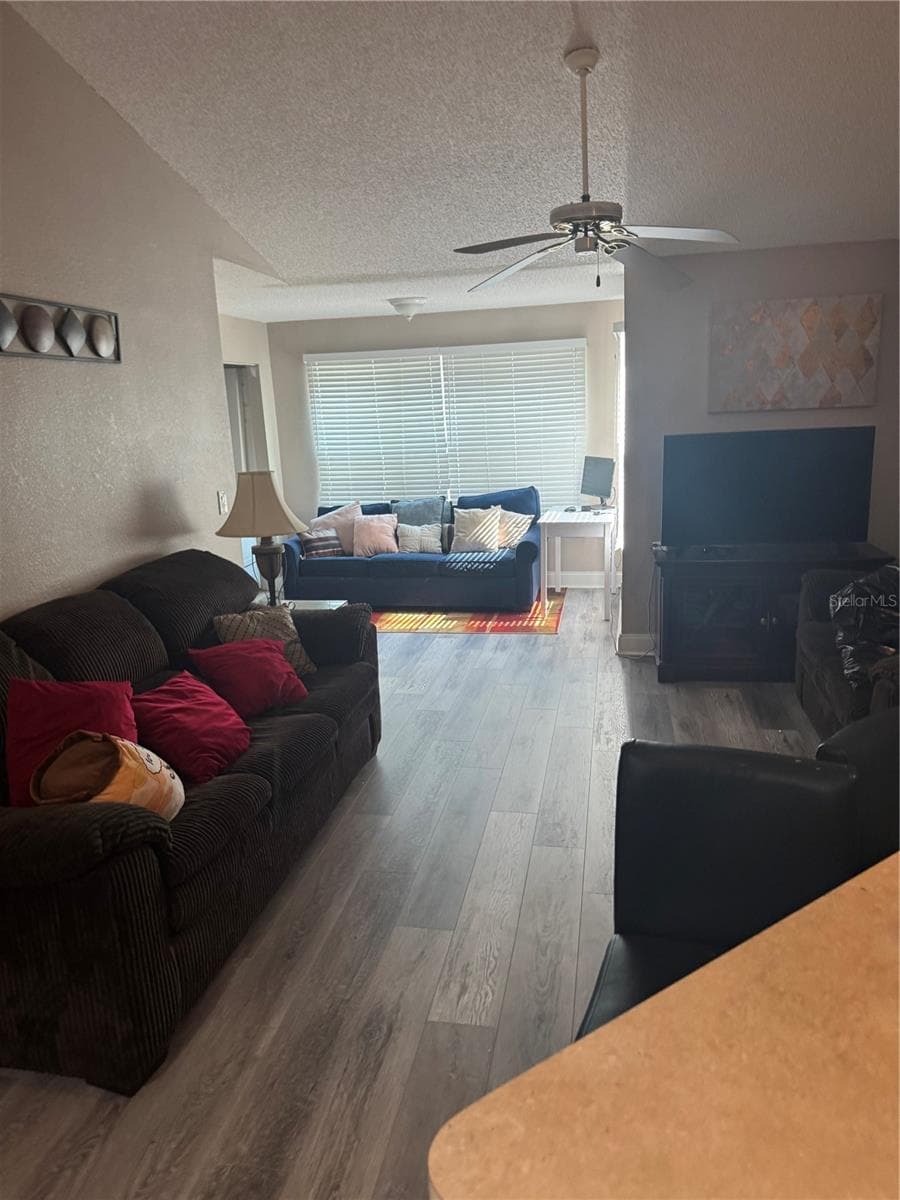 Condominium at 4572 COMMANDER DR #1238, ORLANDO, photo 5 of 7