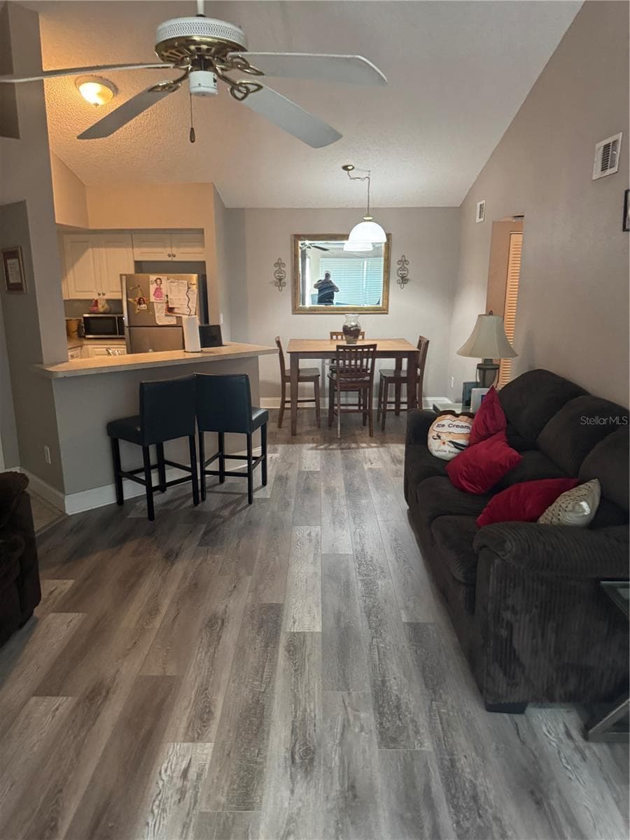 Condominium at 4572 COMMANDER DR #1238, ORLANDO, photo 6 of 7