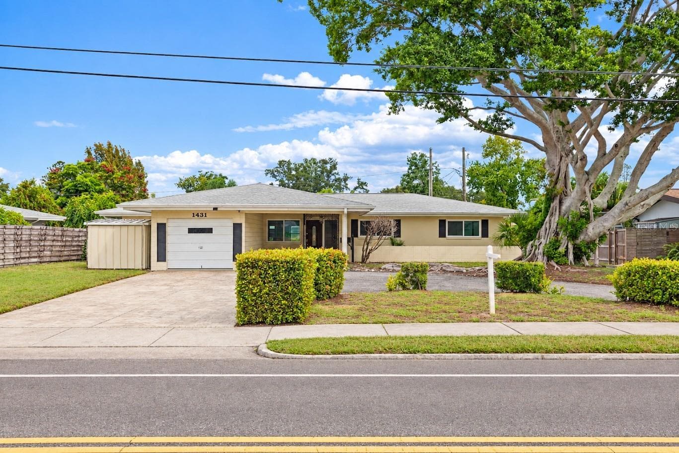 1431 PINELLAS POINT DR S