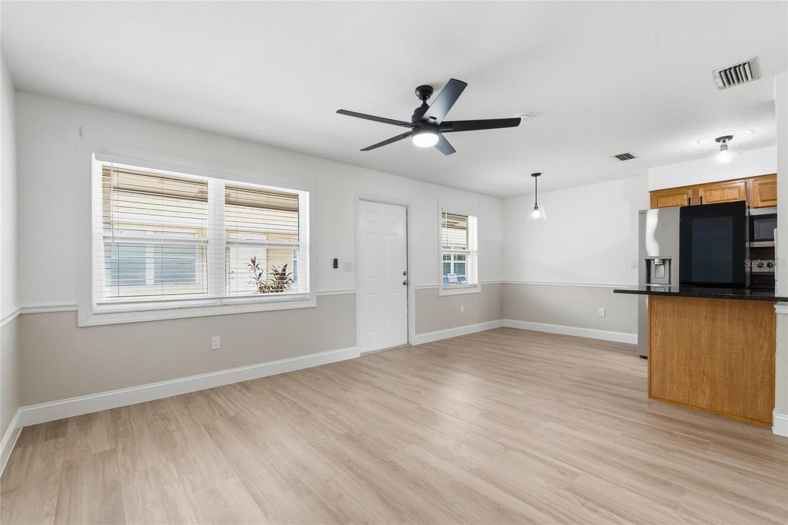 Condominium at 927 GULF BLVD #50, INDIAN ROCKS BEACH, photo 5 of 38