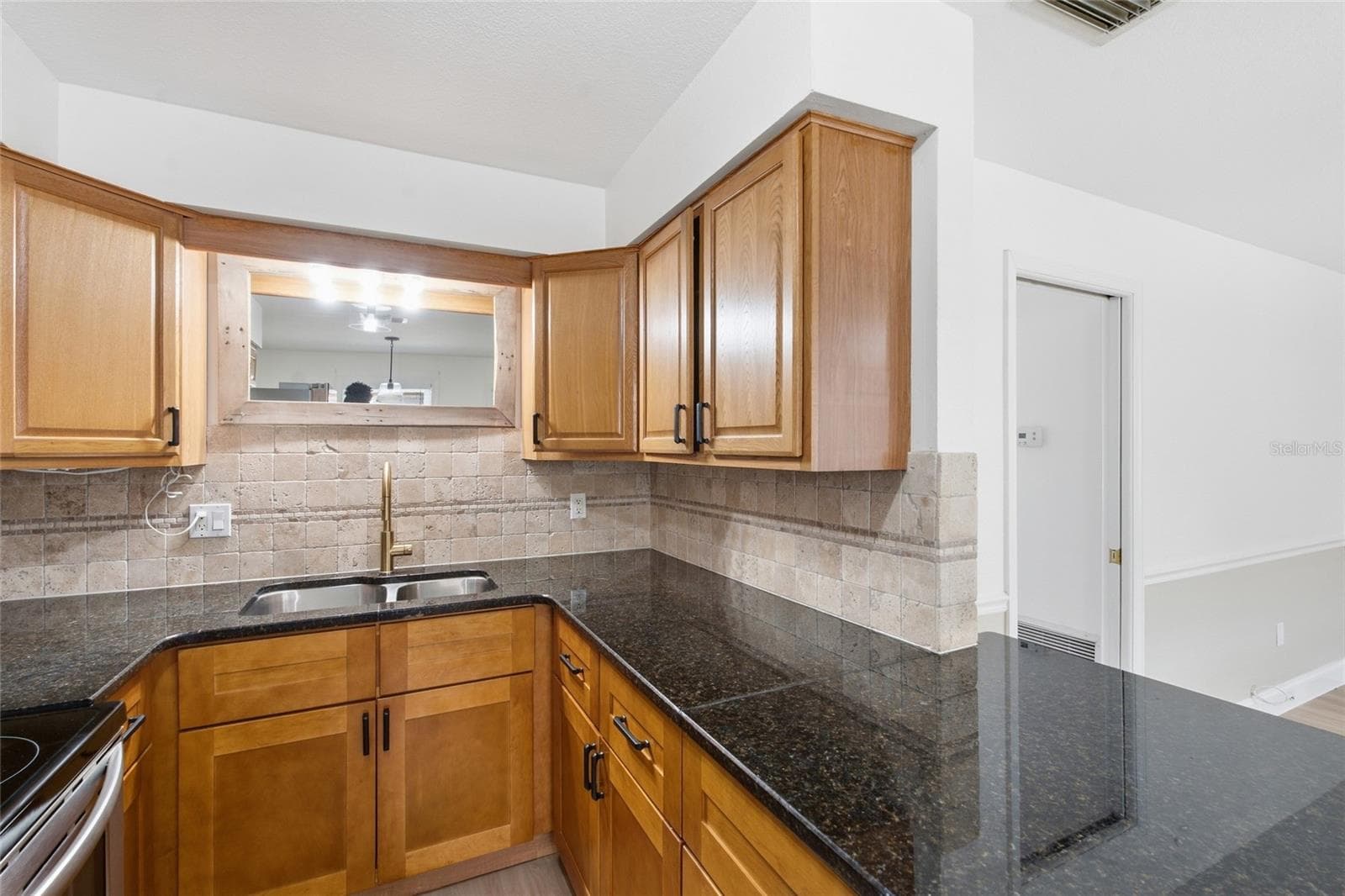 Condominium at 927 GULF BLVD #50, INDIAN ROCKS BEACH, photo 12 of 38