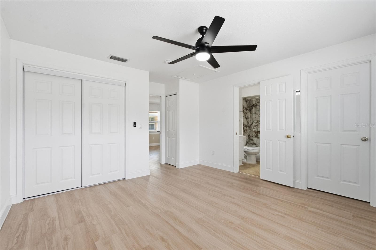 Condominium at 927 GULF BLVD #50, INDIAN ROCKS BEACH, photo 14 of 38
