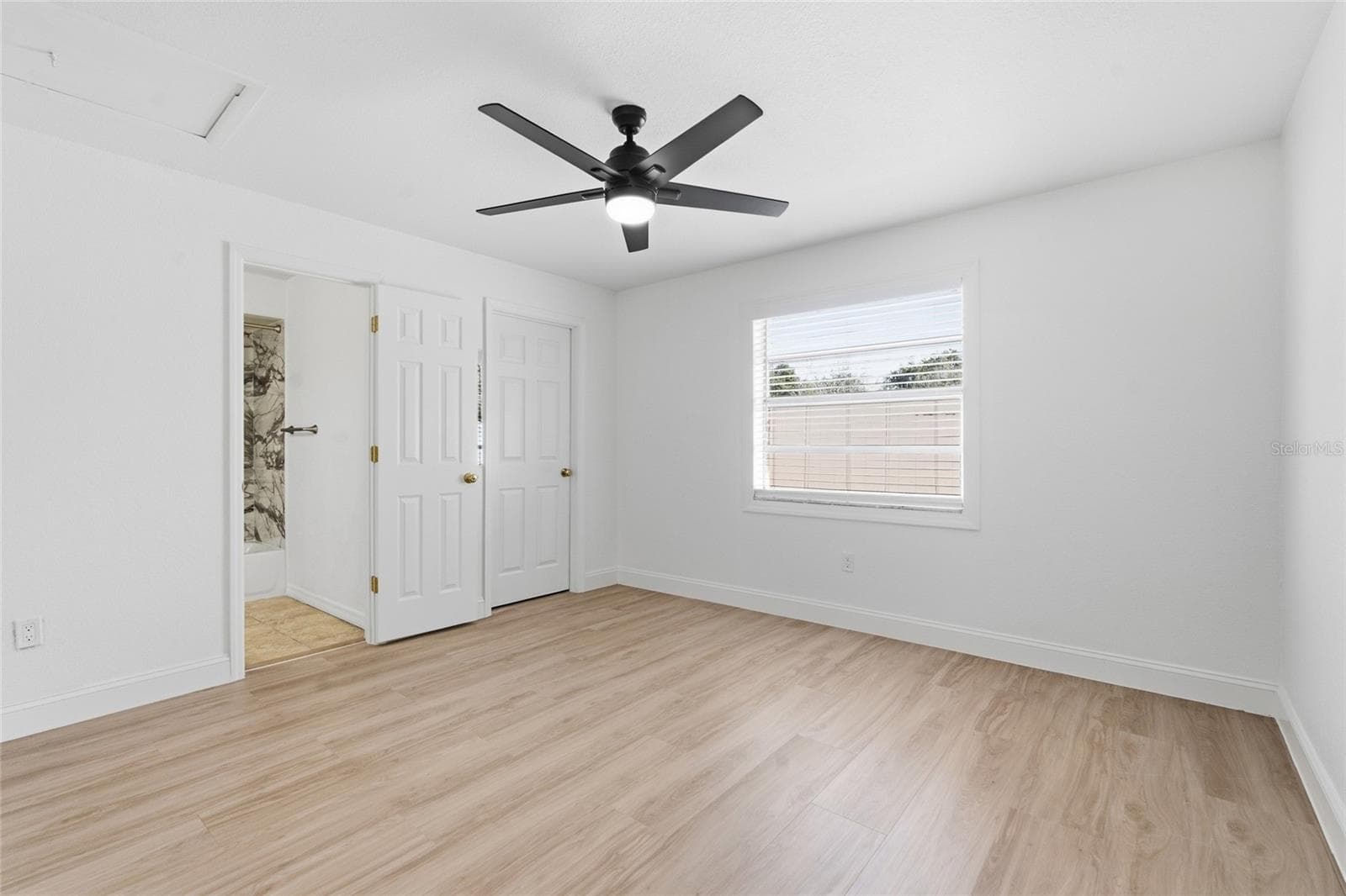 Condominium at 927 GULF BLVD #50, INDIAN ROCKS BEACH, photo 16 of 38