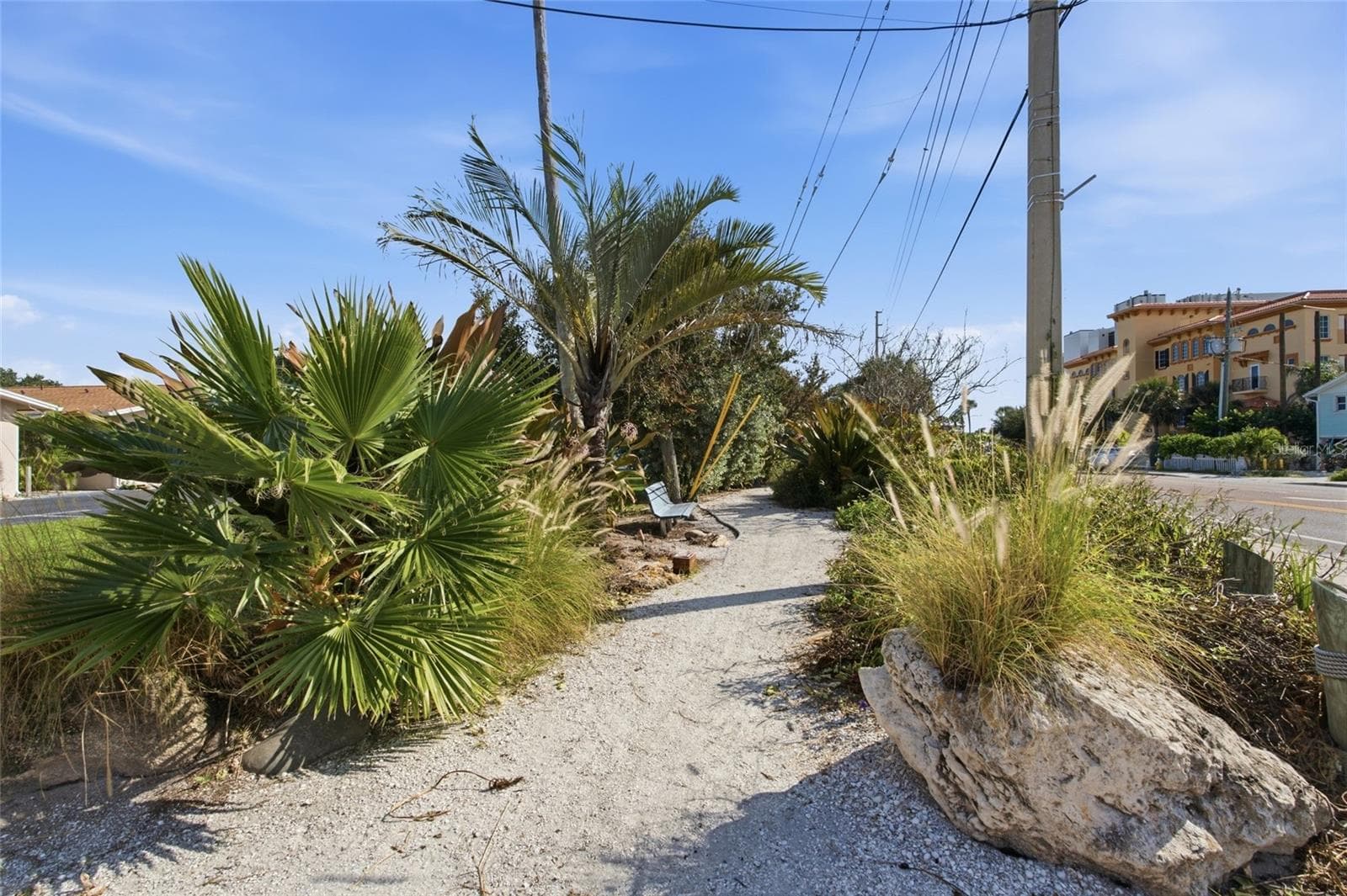 Condominium at 927 GULF BLVD #50, INDIAN ROCKS BEACH, photo 25 of 38