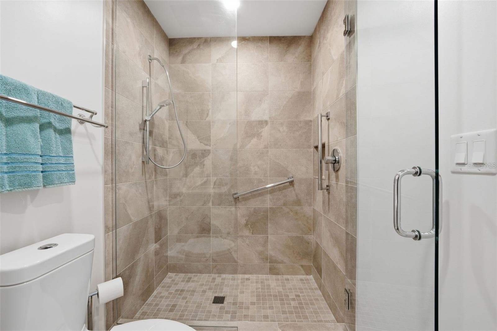 Condominium at 711 S PALM AVE #302, SARASOTA, photo 21 of 40