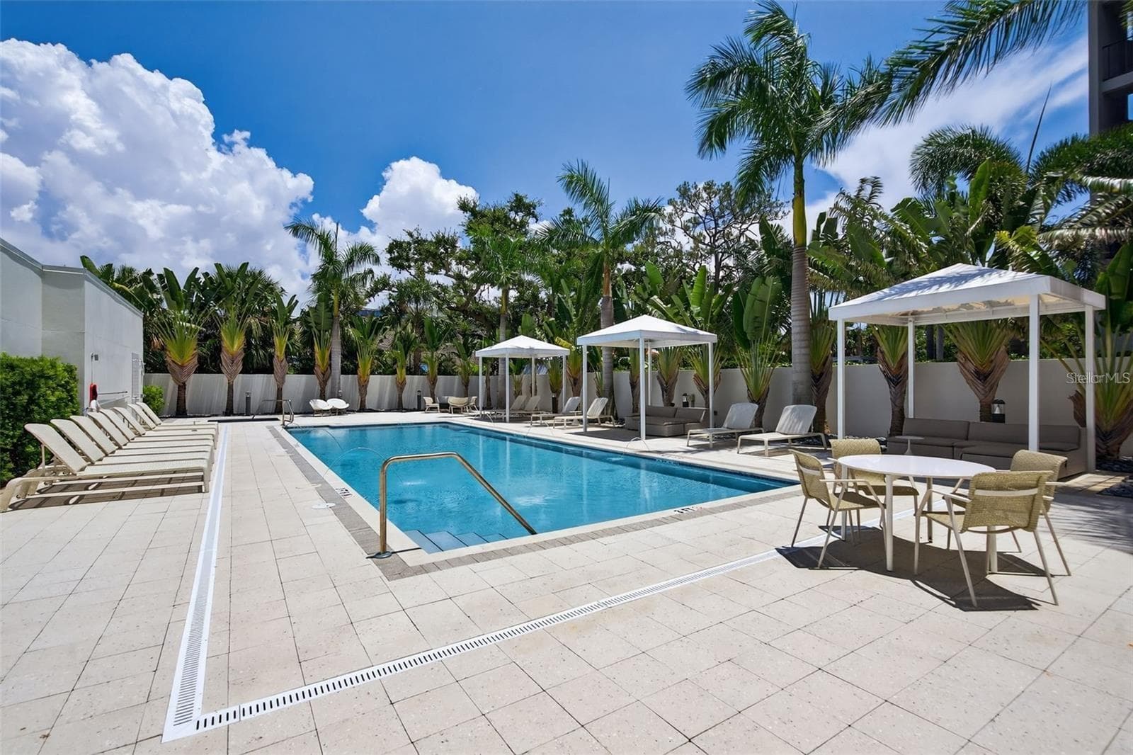 Condominium at 711 S PALM AVE #302, SARASOTA, photo 25 of 40