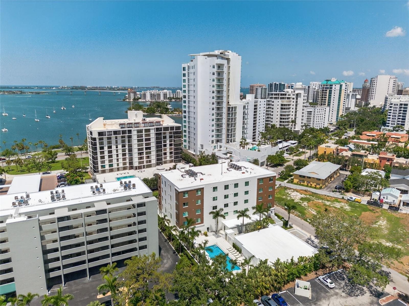 Condominium at 711 S PALM AVE #302, SARASOTA, photo 33 of 40