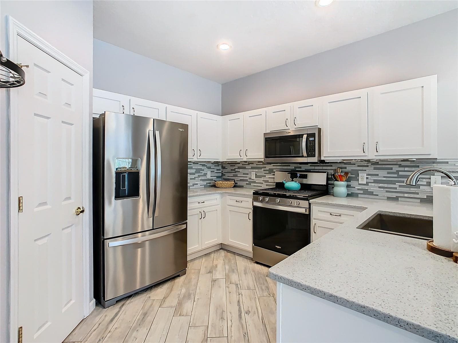 Single Family Residence at 304 CALABAY PARC BLVD, DAVENPORT, photo 16 of 54
