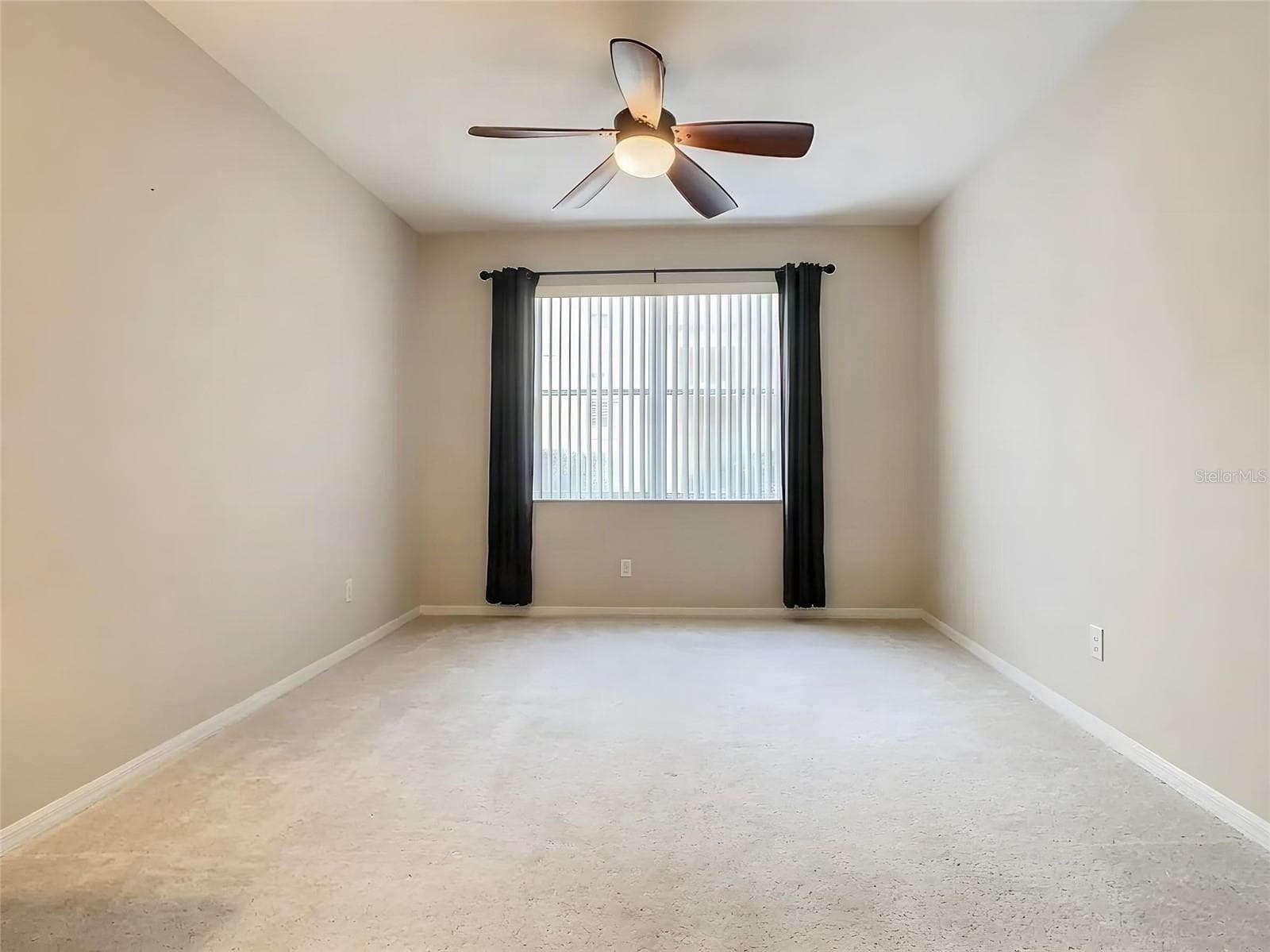 Flex/Den Room - 304 CALABAY PARC BLVD, DAVENPORT