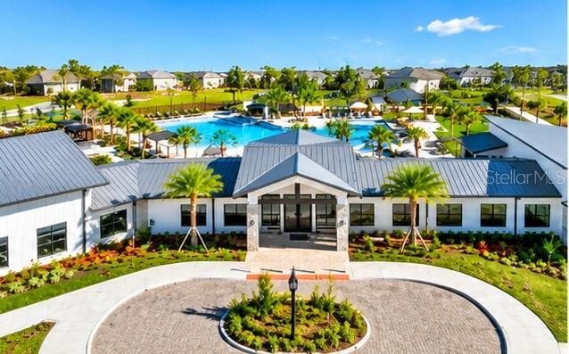 Beautiful community clubhouse for gathering and relaxing - 6175 SHAVASANA RD RD, CLERMONT