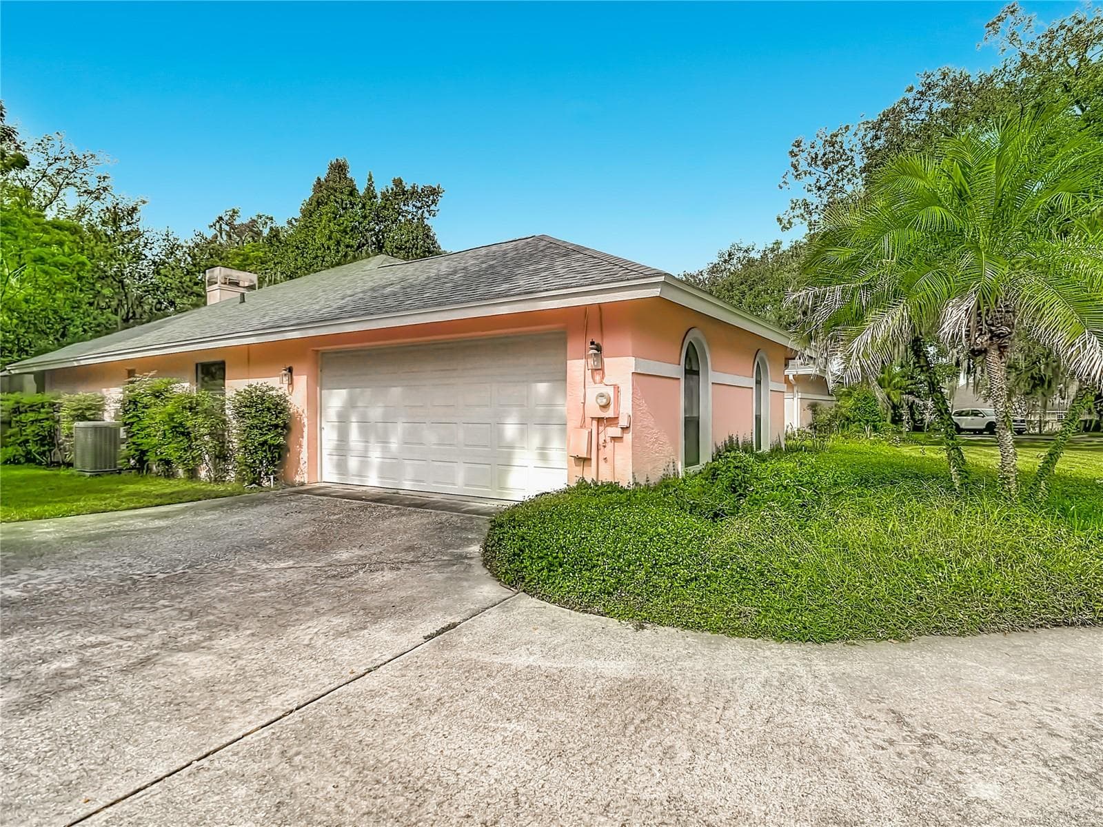 2 car side entry garage - 3305 IMPERIAL LN, LAKELAND