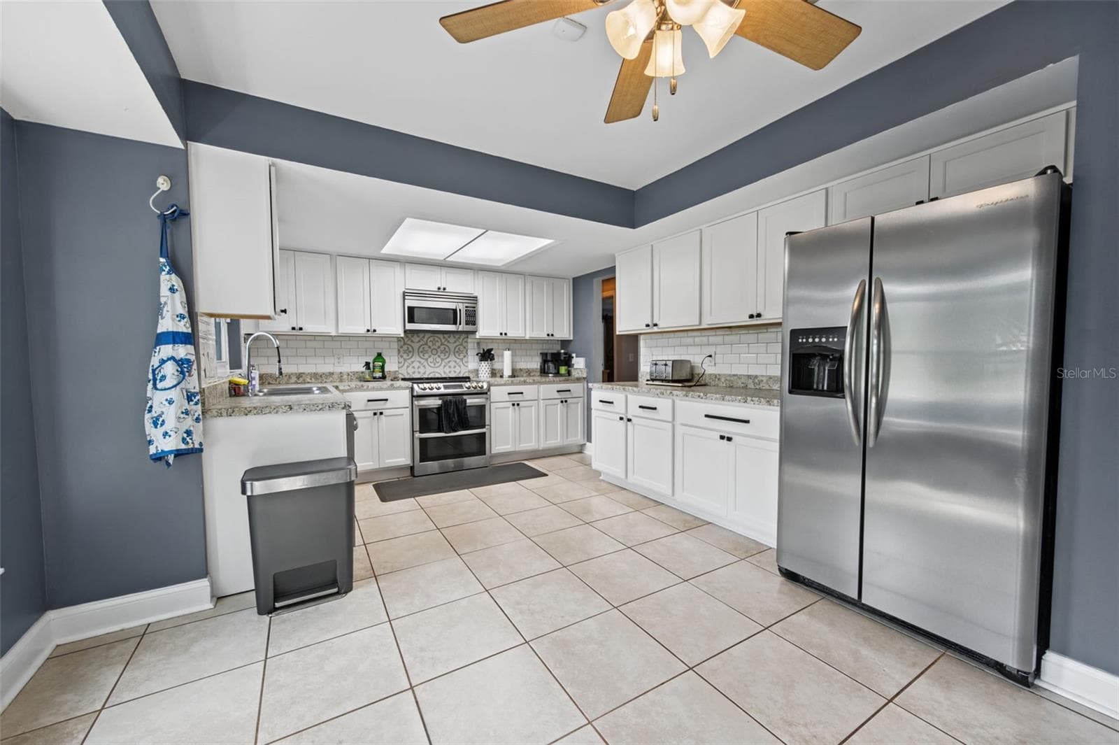 Single Family Residence at 1442 COLUSO DR, WINTER GARDEN, photo 2 of 91