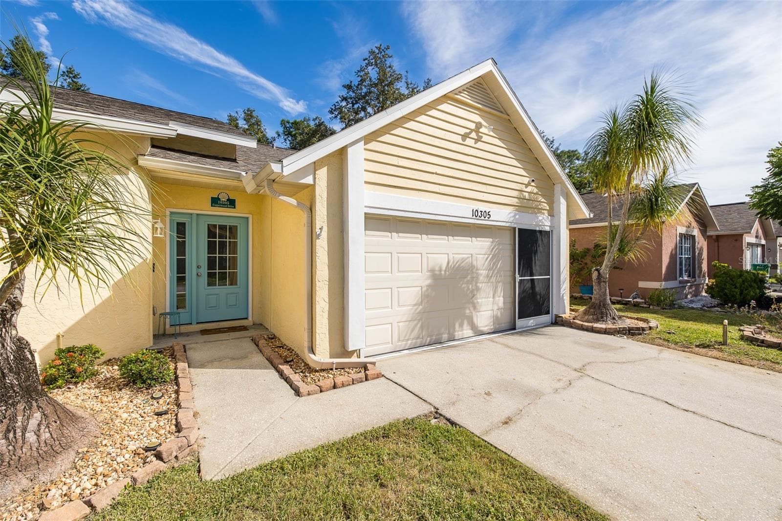 Single Family Residence at 10305 COPPERWOOD DR, NEW PORT RICHEY, photo 4 of 47