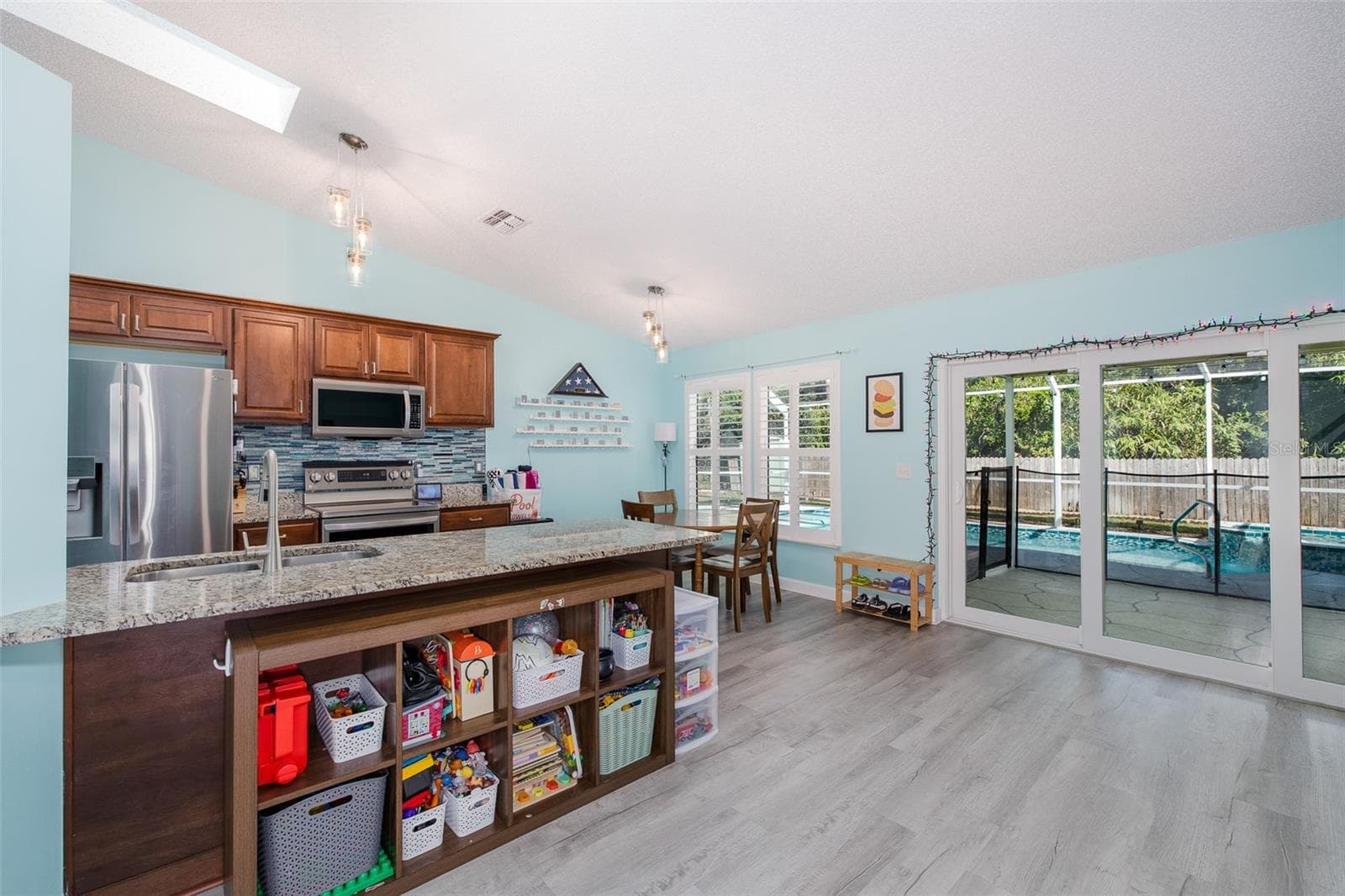 Single Family Residence at 10305 COPPERWOOD DR, NEW PORT RICHEY, photo 8 of 47