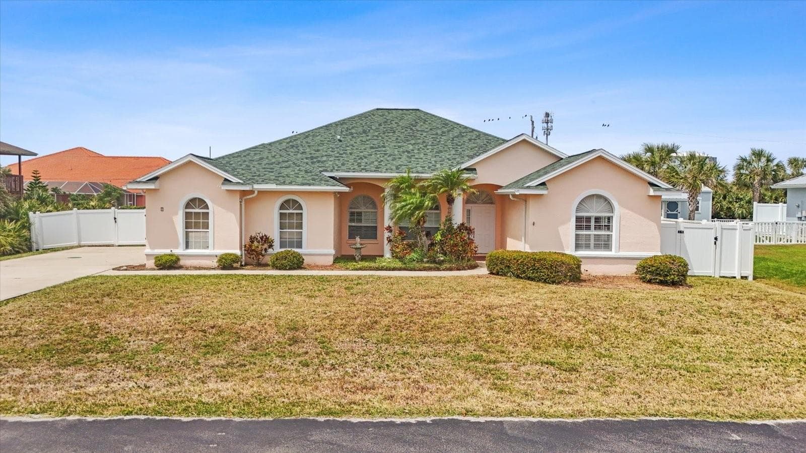 7 BEACHSIDE DR