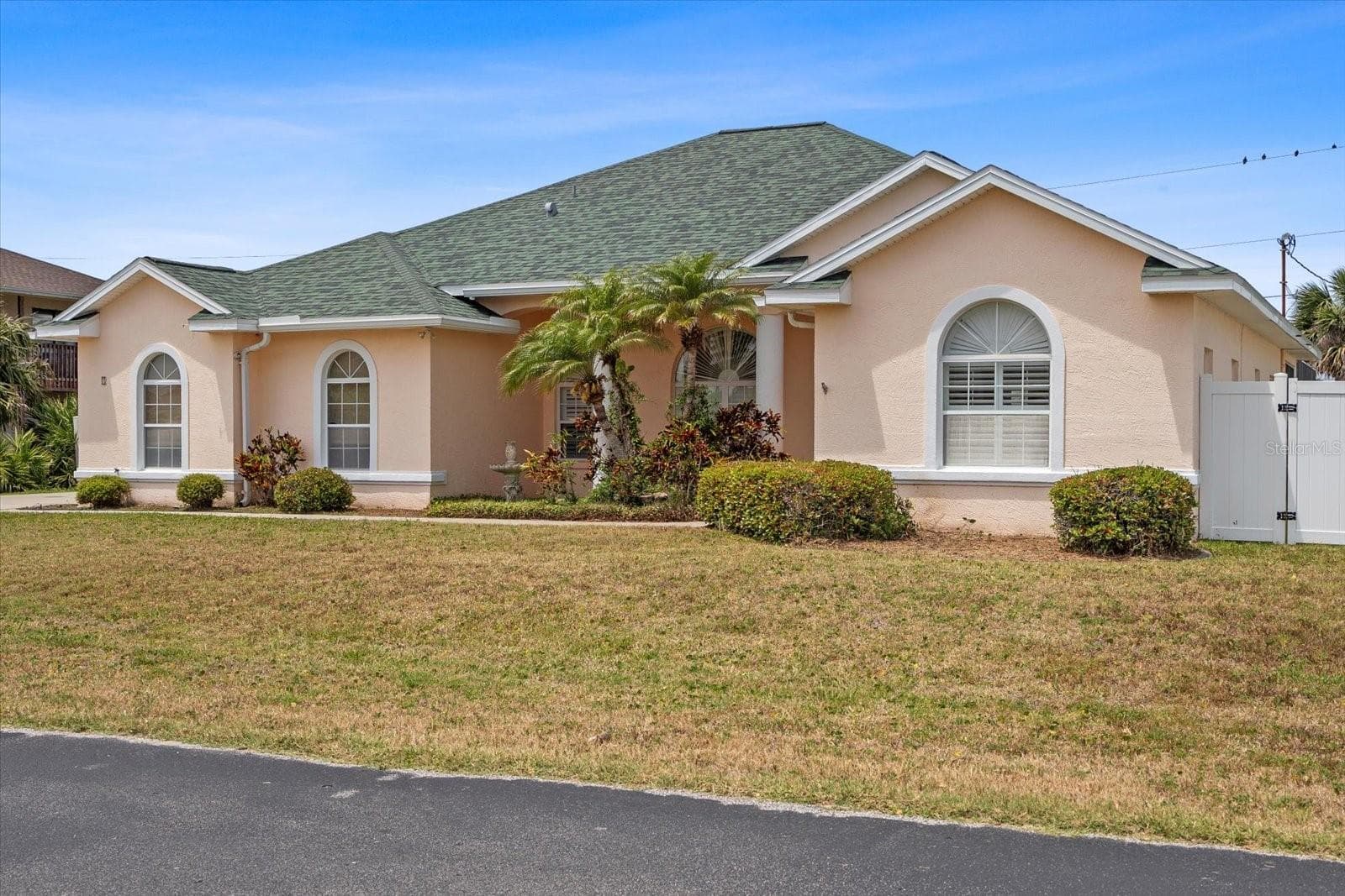 Single Family Residence at 7 BEACHSIDE DR, PALM COAST, photo 10 of 47