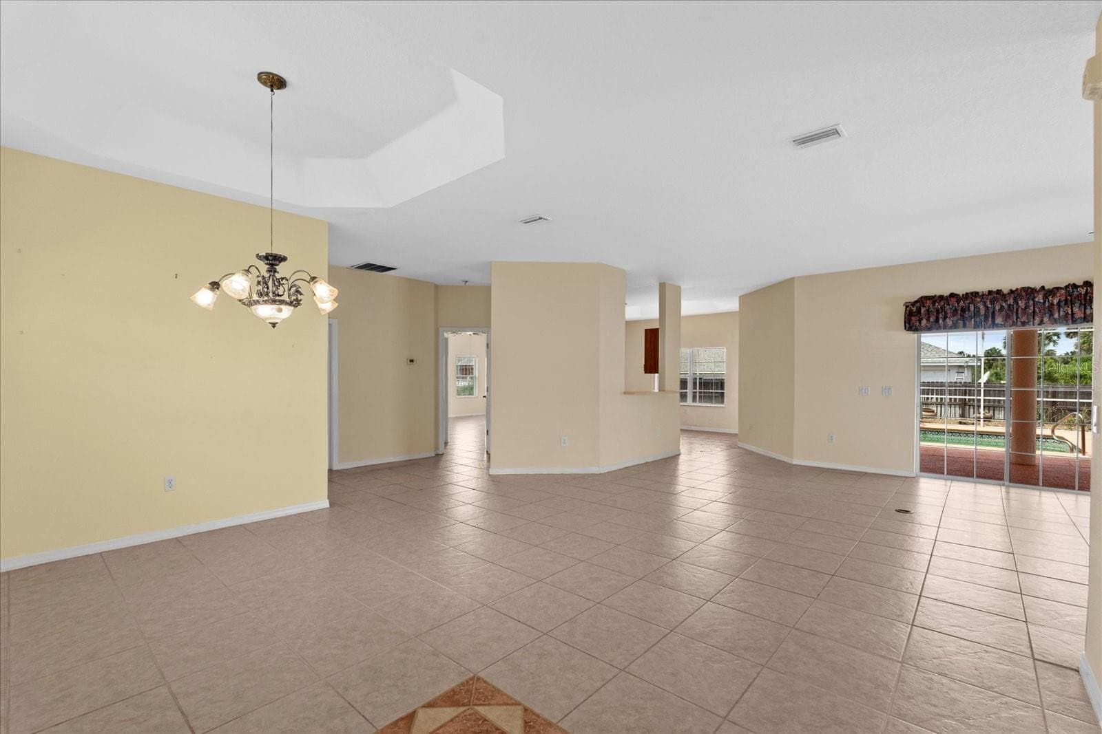 Single Family Residence at 7 BEACHSIDE DR, PALM COAST, photo 20 of 47