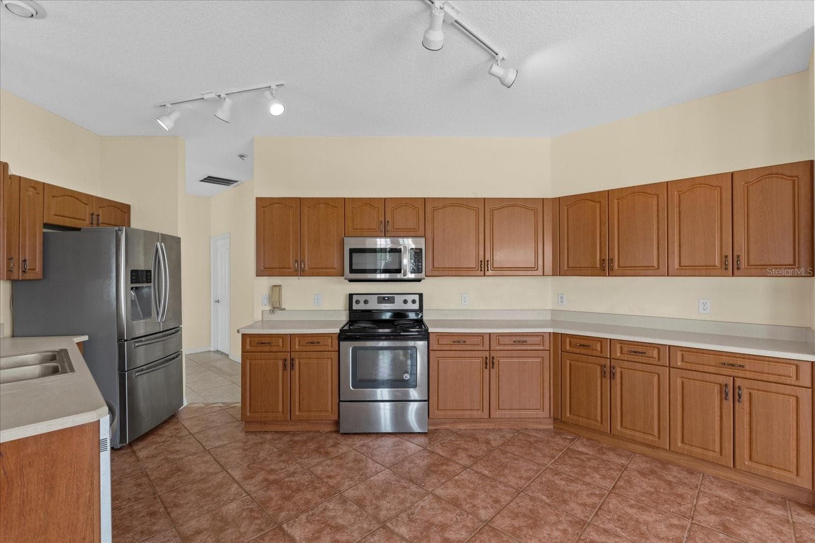 Single Family Residence at 7 BEACHSIDE DR, PALM COAST, photo 28 of 47