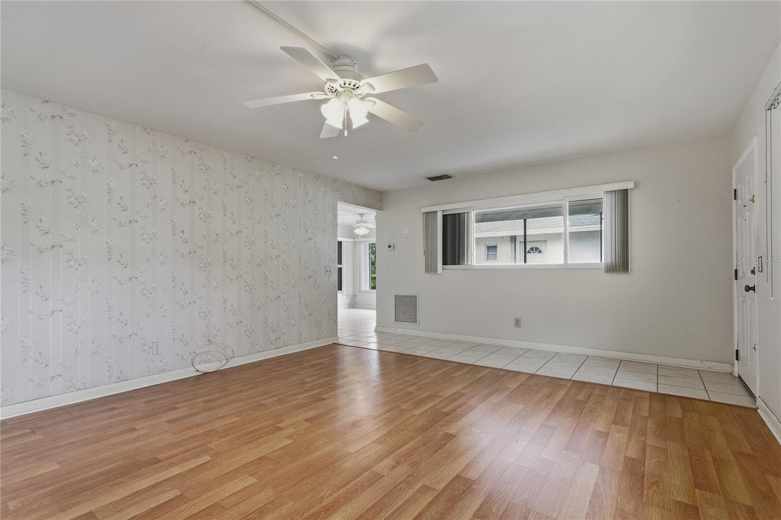 Living Room - 1632 SAN MATEO DR, DUNEDIN