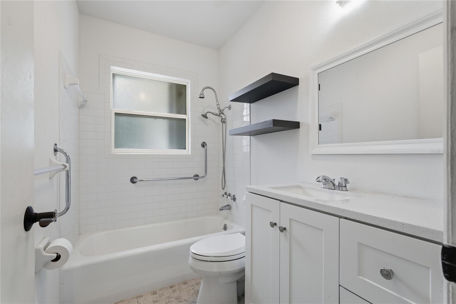 Bathroom - 1632 SAN MATEO DR, DUNEDIN