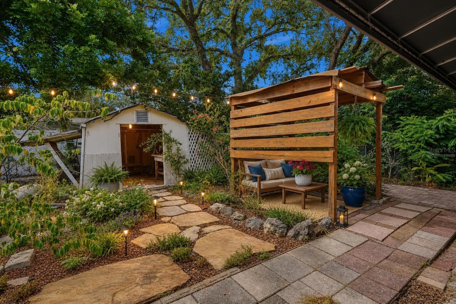Virtually Staged Back Yard - 1632 SAN MATEO DR, DUNEDIN