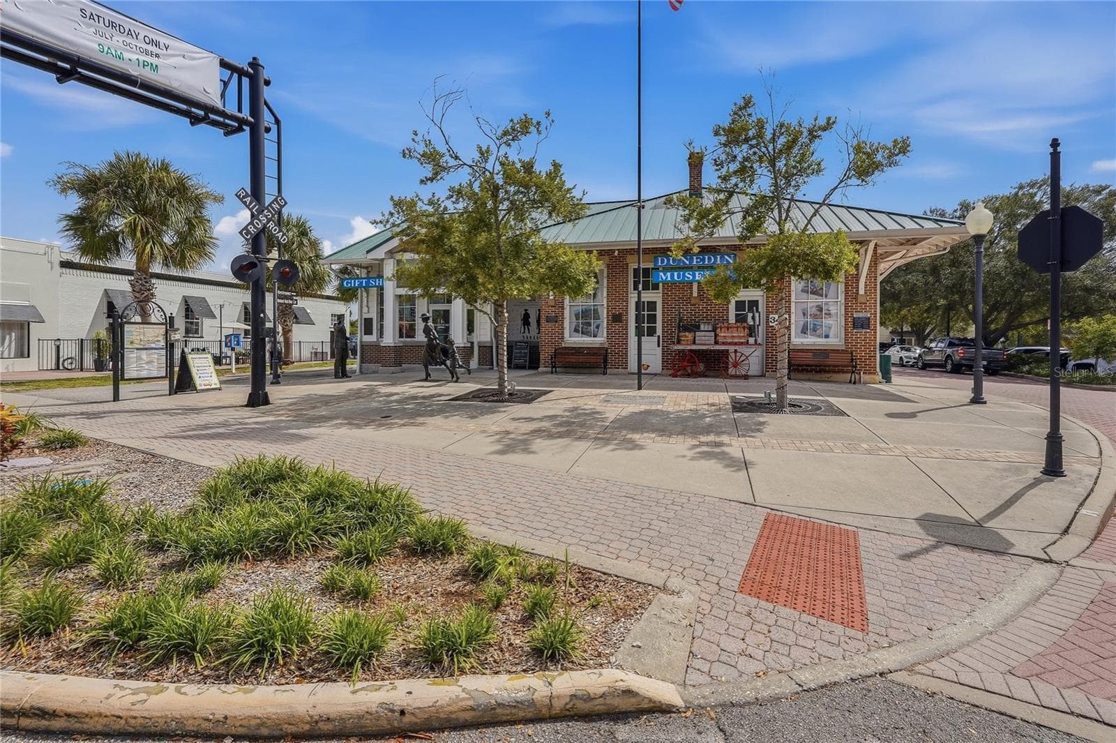 Downtown Dunedin - 1632 SAN MATEO DR, DUNEDIN