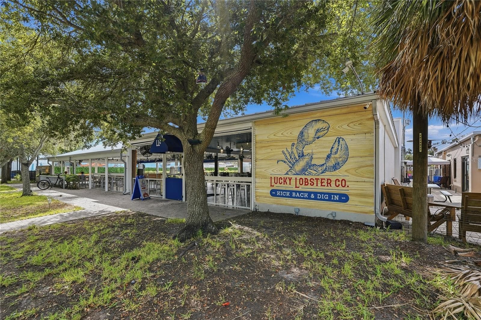 Local Restaurant Downtown Dunedin - 1632 SAN MATEO DR, DUNEDIN