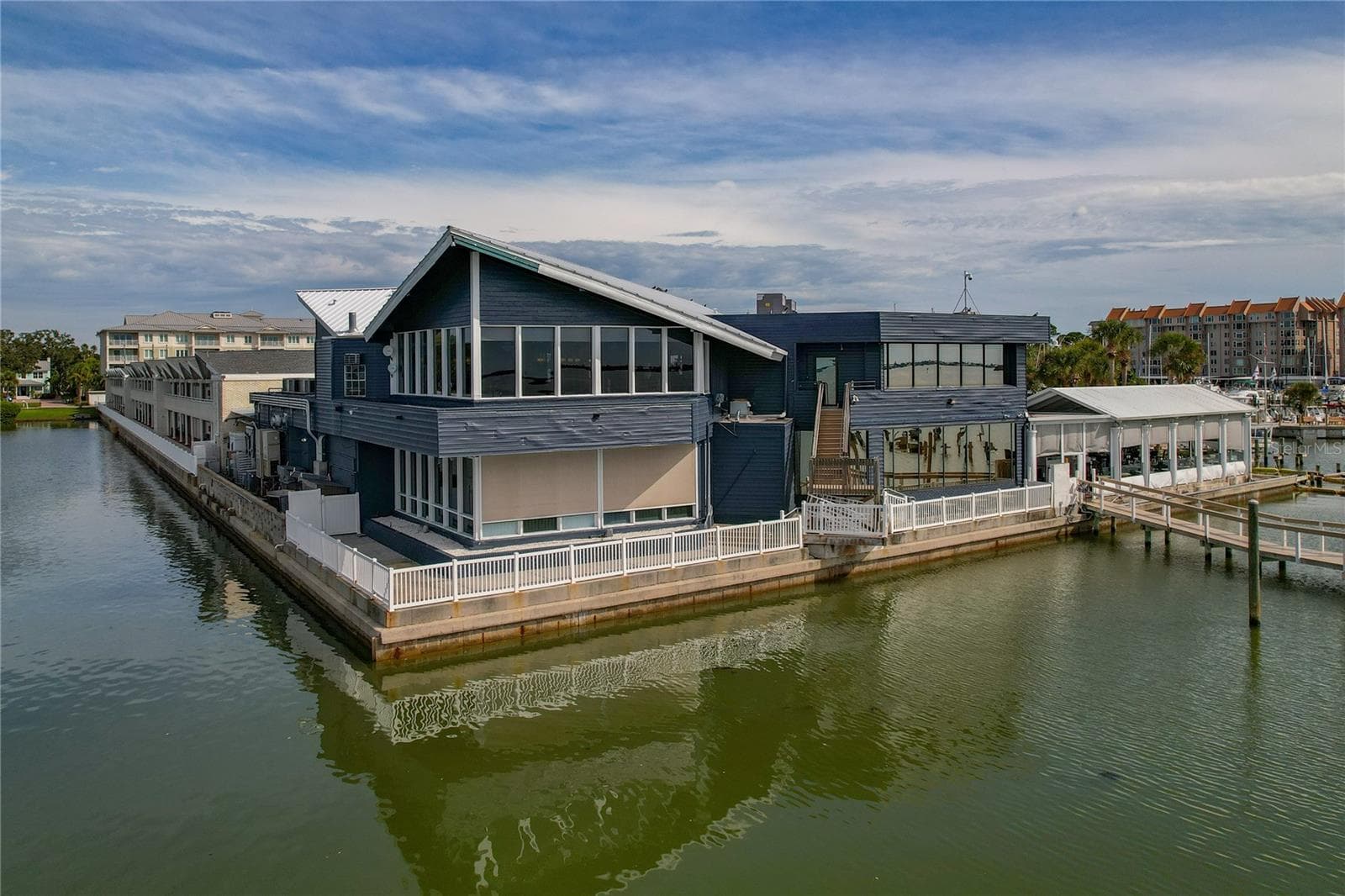 Bon Appetit Restaurant / Marina Bar - 1632 SAN MATEO DR, DUNEDIN