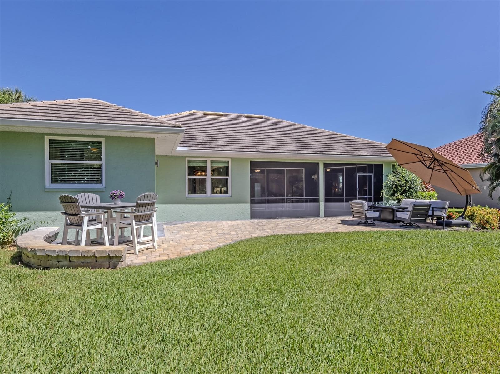 Single Family Residence at 143 WAYFOREST DR, VENICE, photo 10 of 60