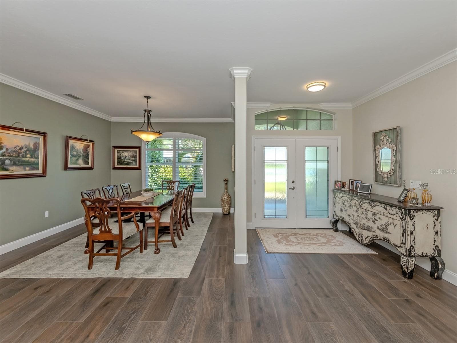 Single Family Residence at 143 WAYFOREST DR, VENICE, photo 13 of 60