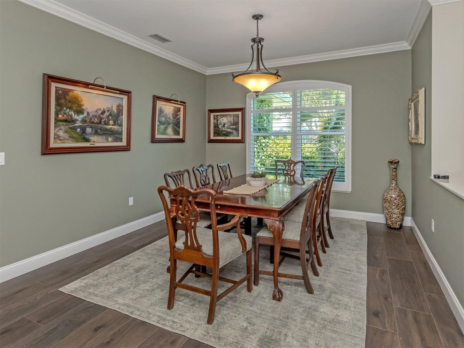 Single Family Residence at 143 WAYFOREST DR, VENICE, photo 14 of 60
