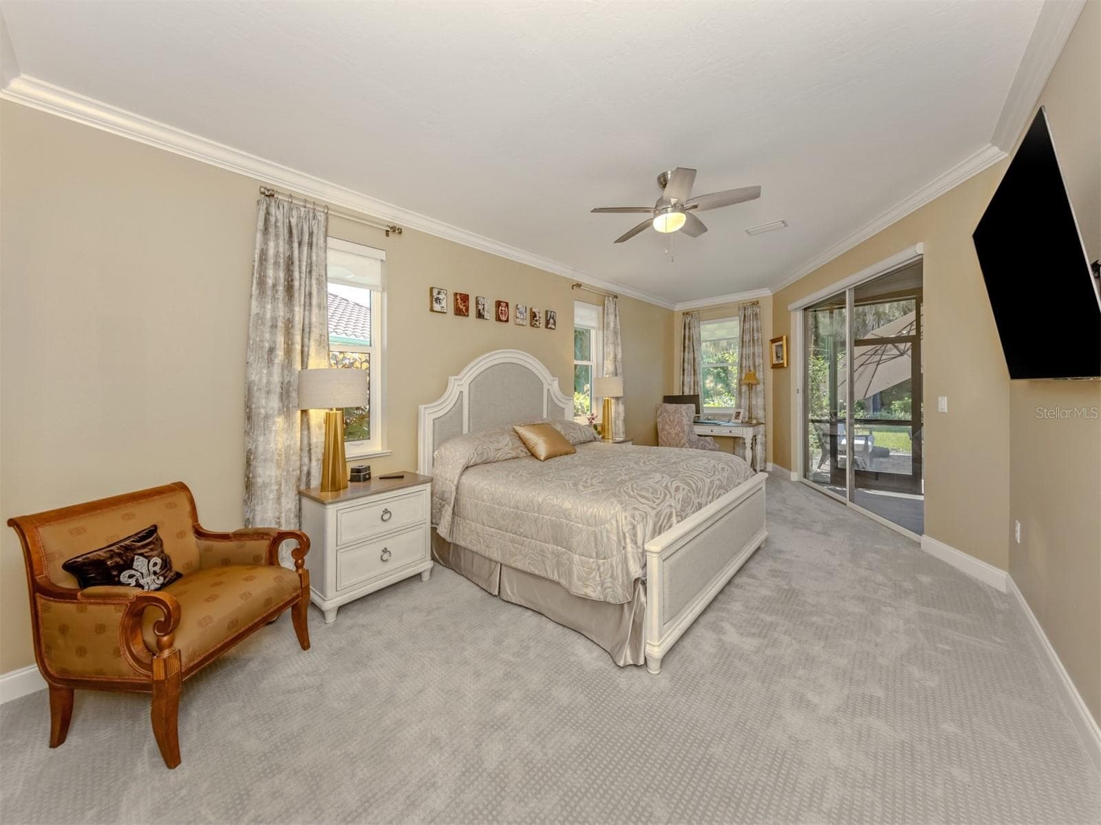Single Family Residence at 143 WAYFOREST DR, VENICE, photo 24 of 60
