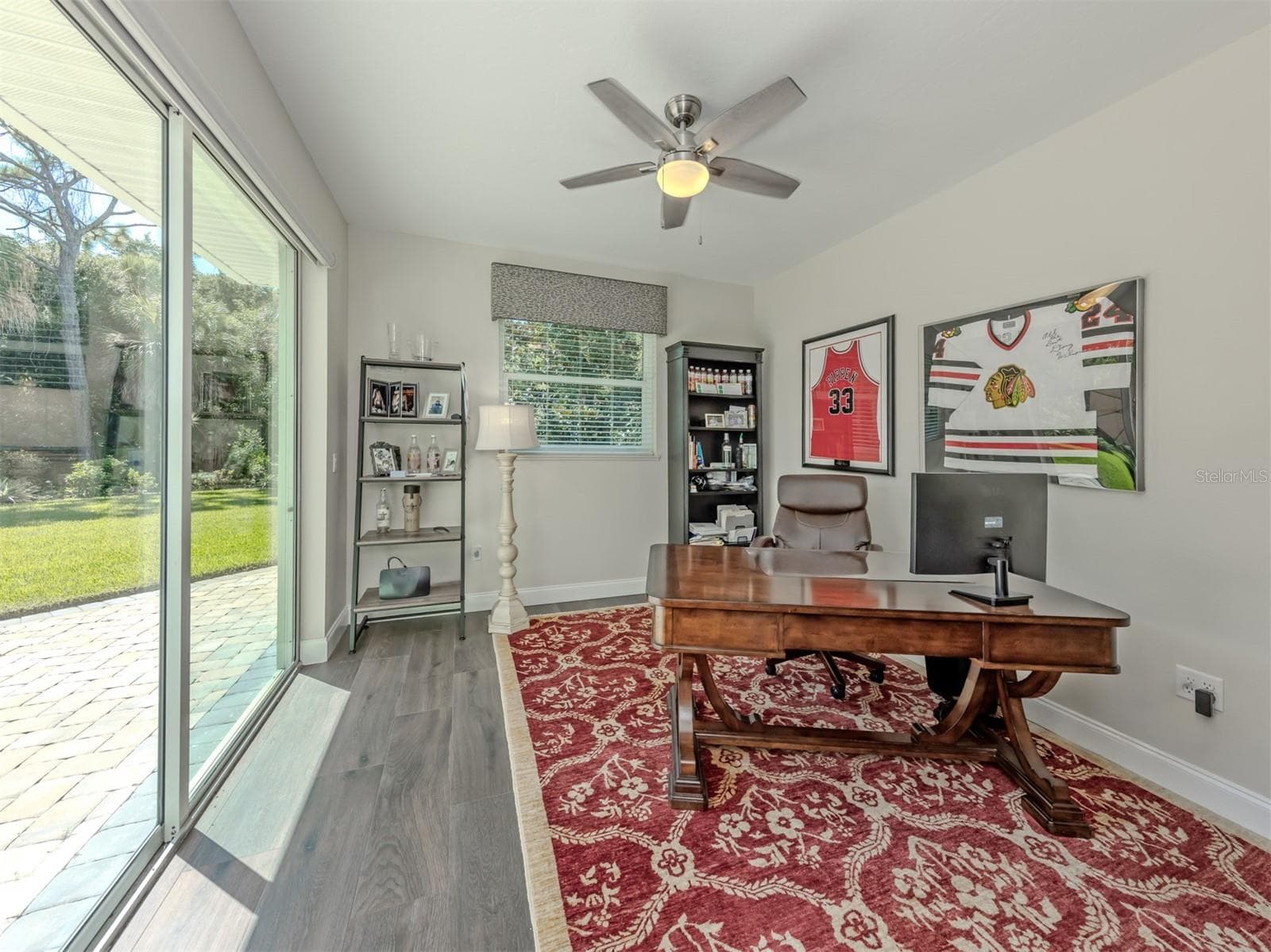 Single Family Residence at 143 WAYFOREST DR, VENICE, photo 29 of 60