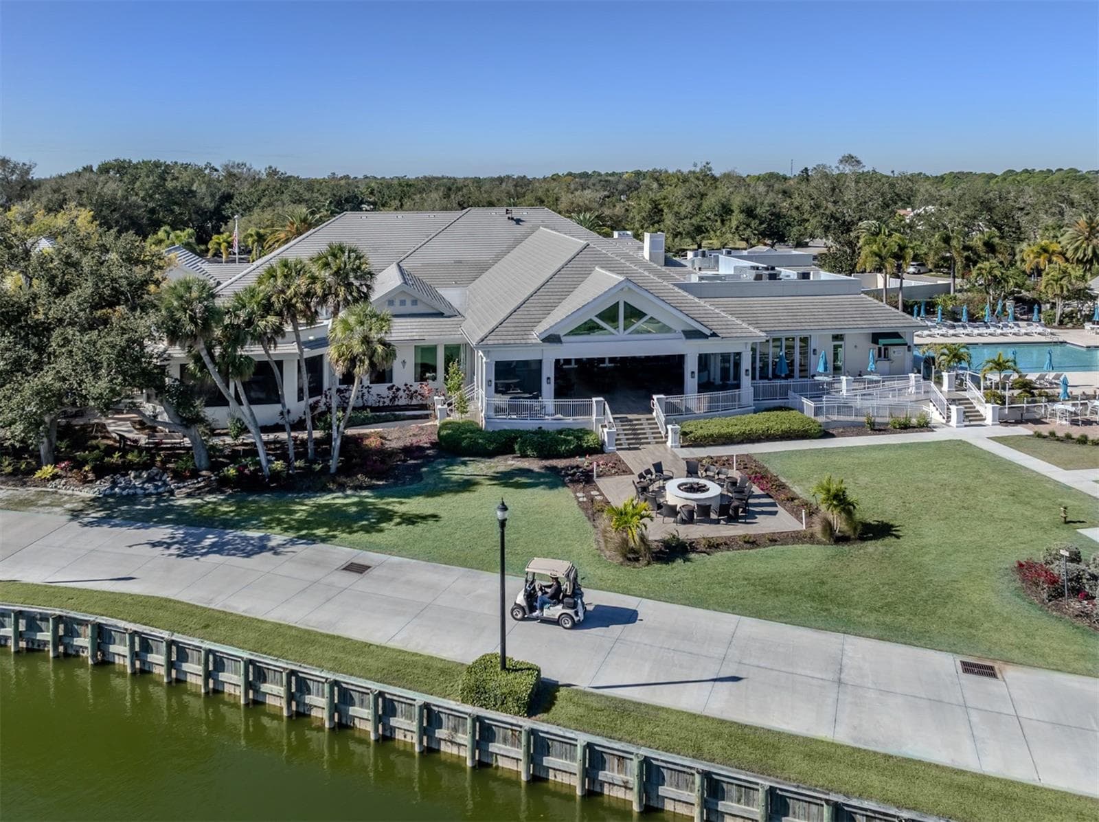 Single Family Residence at 143 WAYFOREST DR, VENICE, photo 47 of 60