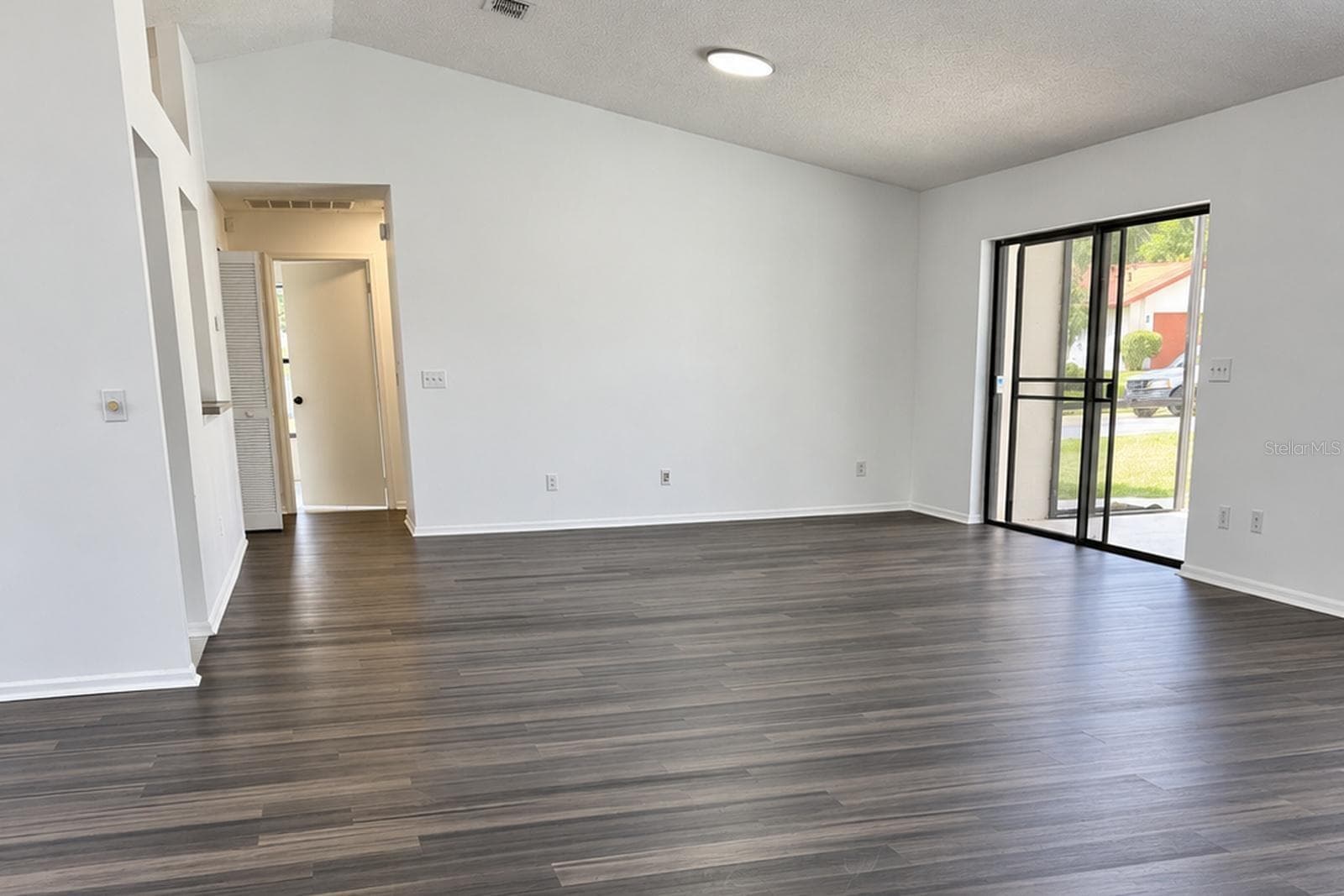Single Family Residence at 9011 CHAPMAN OAK CT, WINDERMERE, photo 6 of 30