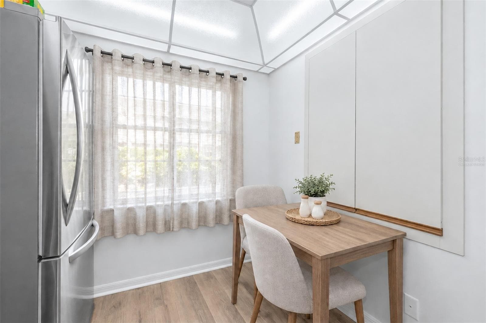 virtually staged - 2119 ELM ST #103, DUNEDIN