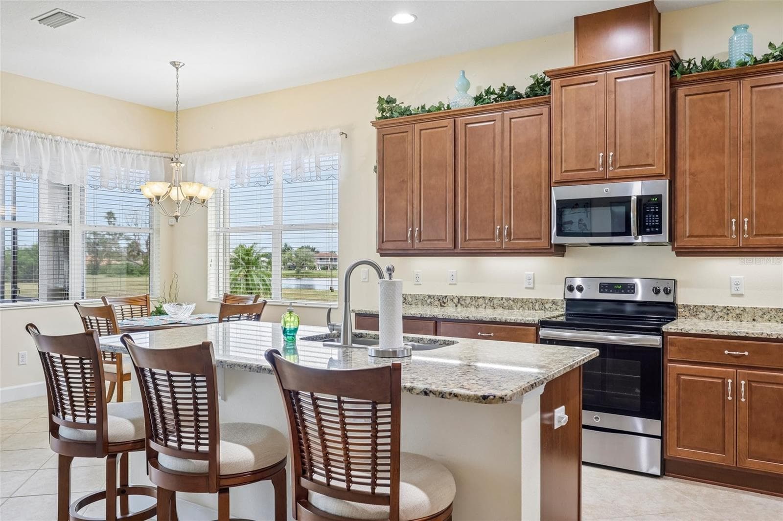 Single Family Residence at 1823 PACIFIC DUNES DR, SUN CITY CENTER, photo 13 of 83
