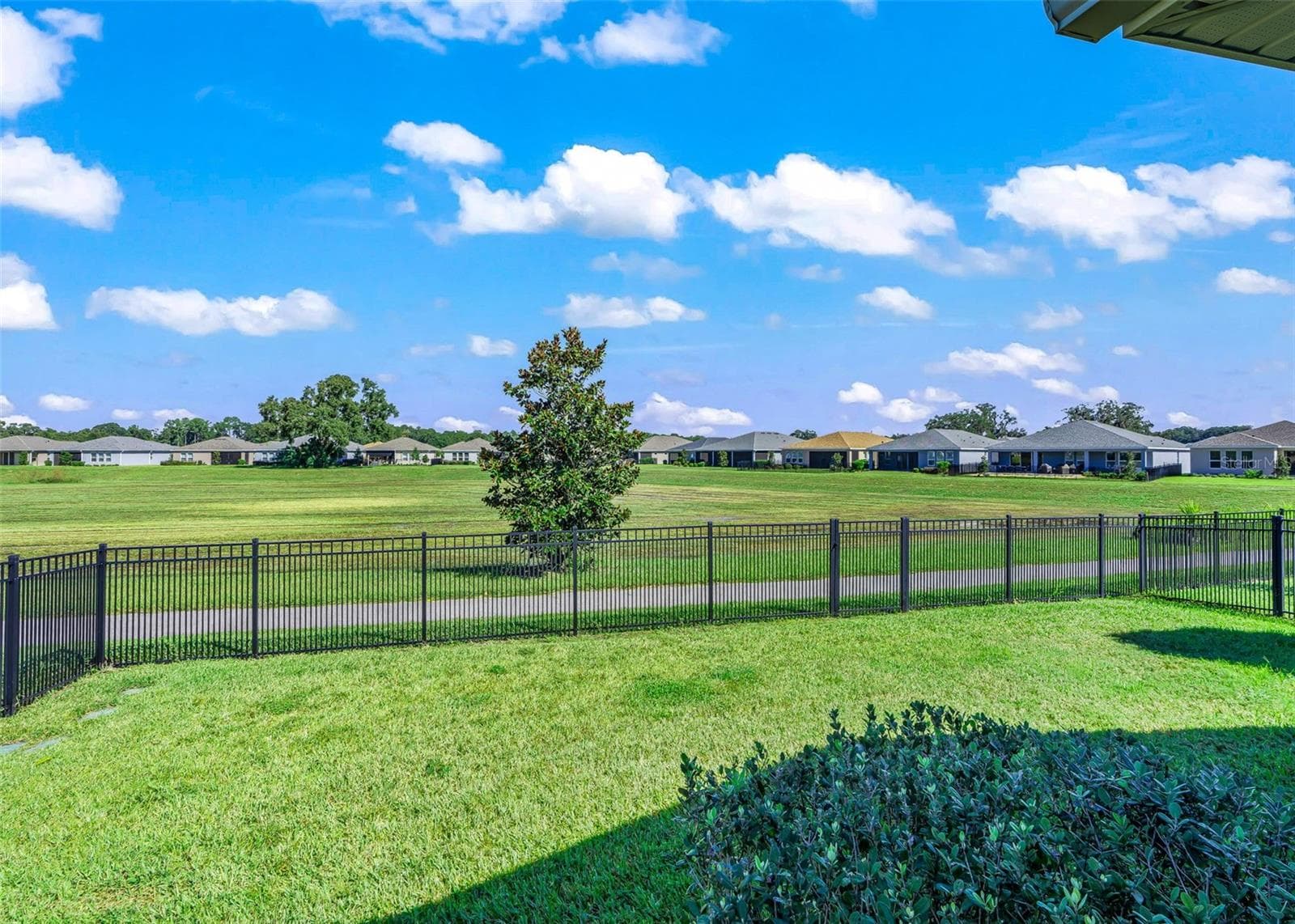 Single Family Residence at 5565 NW 43RD LANE RD, OCALA, photo 5 of 59