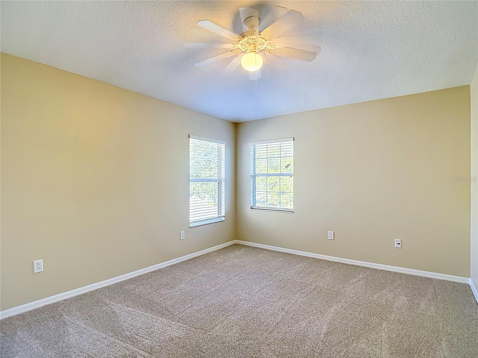 Single Family Residence at 10016 PERTHSHIRE CIR, LAND O LAKES, photo 33 of 45