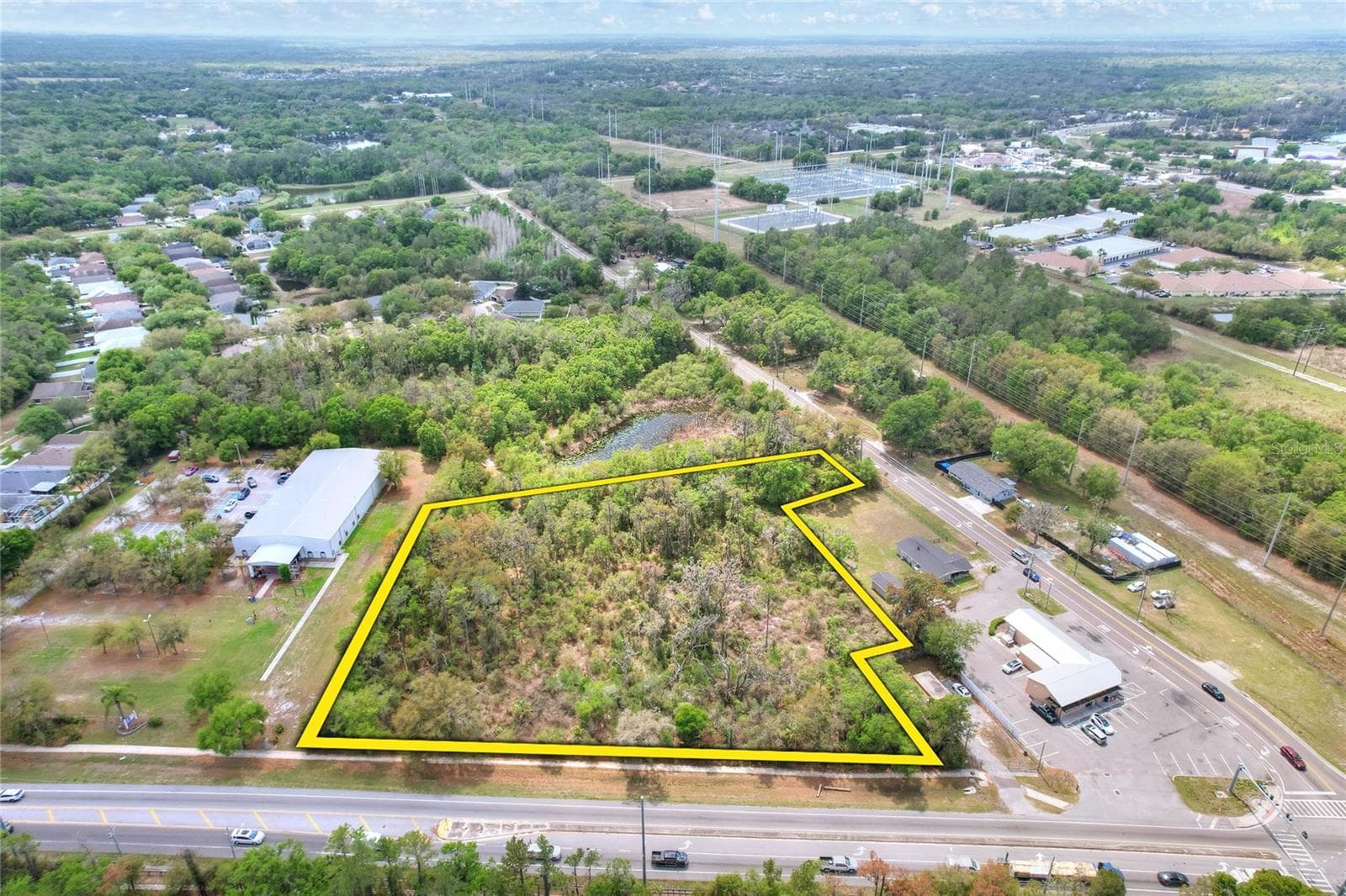 5708 LITHIA PINECREST RD