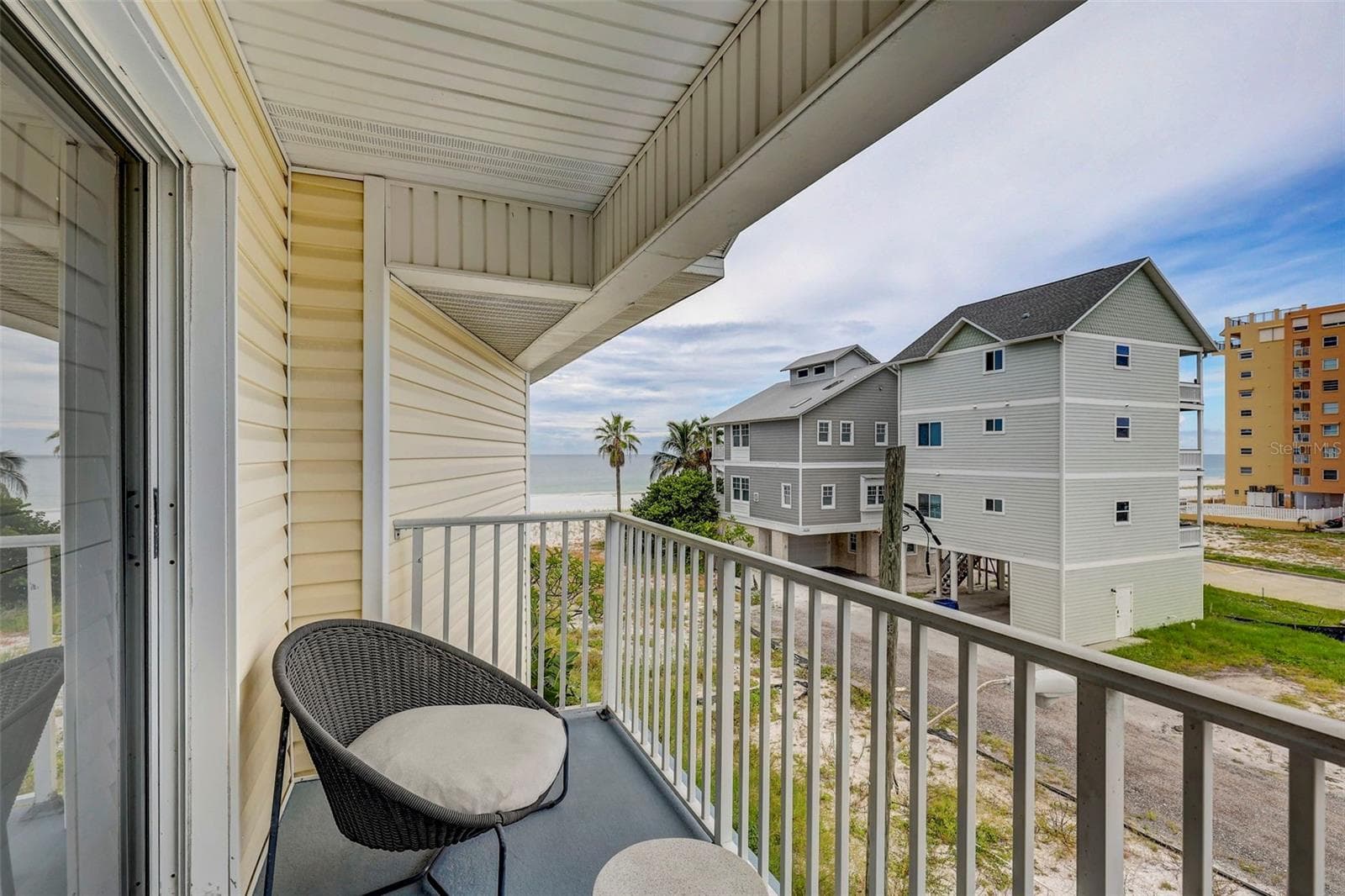 Single Family Residence at 18522 GULF BLVD #D, INDIAN SHORES, photo 4 of 68