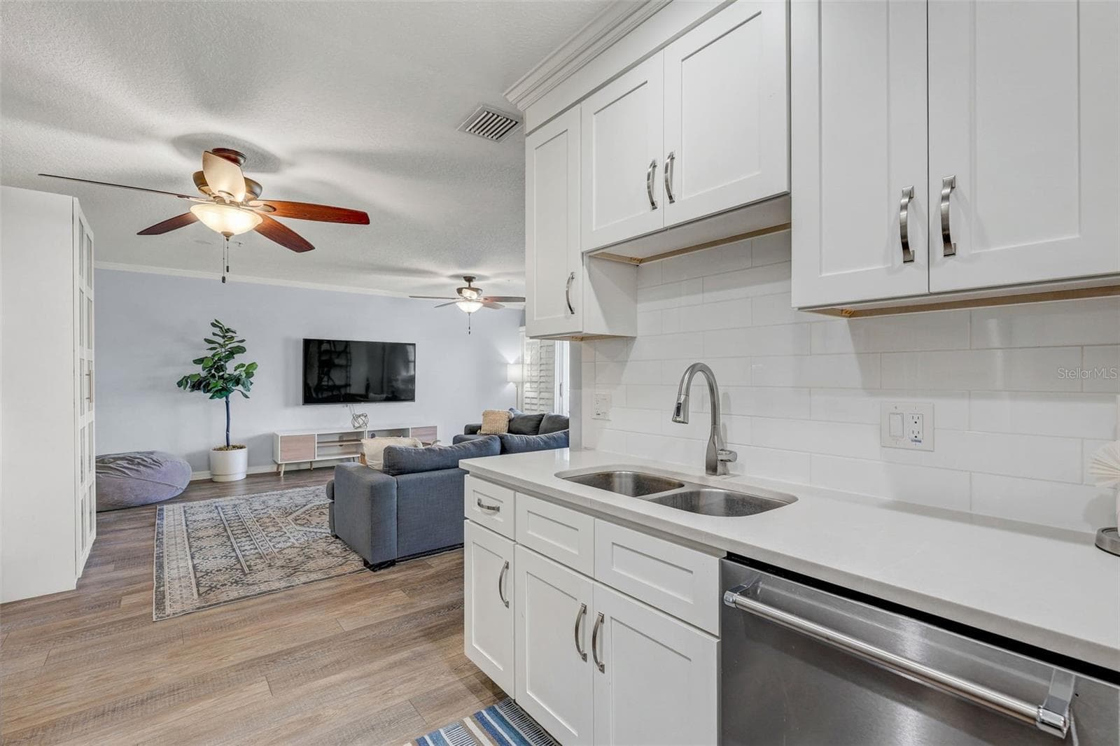 Single Family Residence at 18522 GULF BLVD #D, INDIAN SHORES, photo 13 of 68
