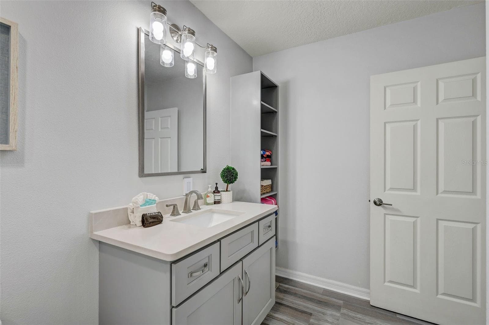 Single Family Residence at 18522 GULF BLVD #D, INDIAN SHORES, photo 24 of 68