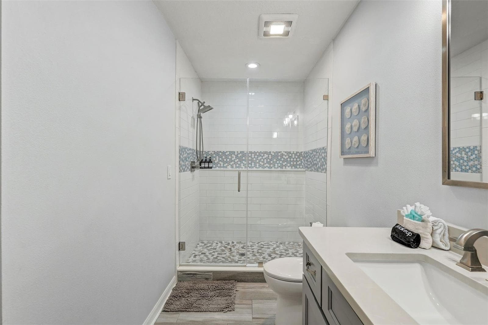 Single Family Residence at 18522 GULF BLVD #D, INDIAN SHORES, photo 25 of 68