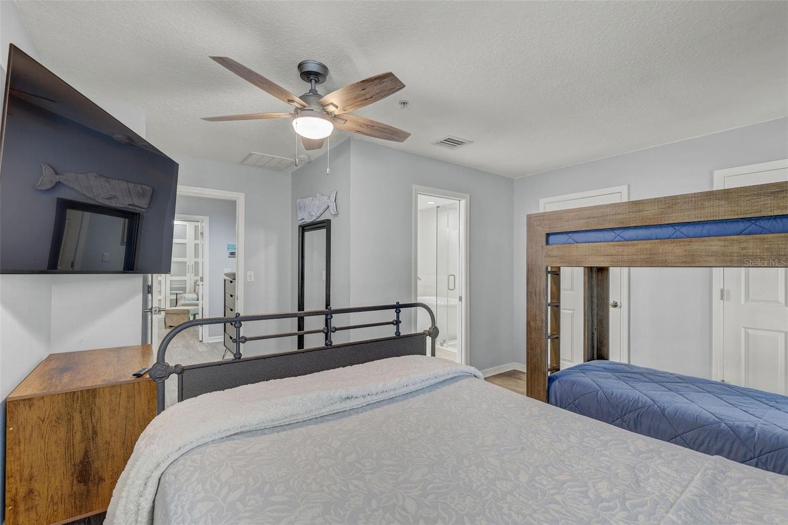 Single Family Residence at 18522 GULF BLVD #D, INDIAN SHORES, photo 29 of 68