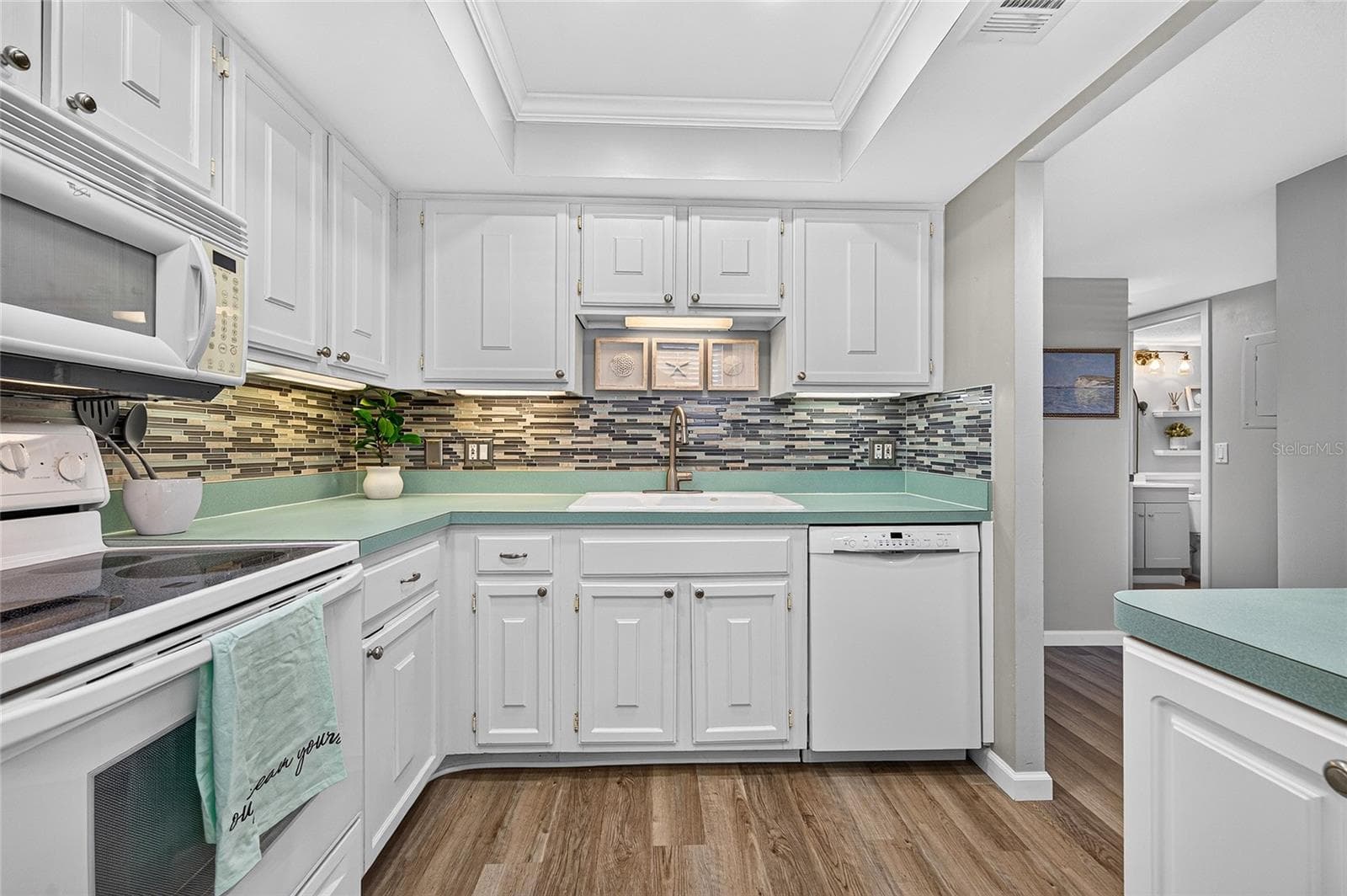 Condominium at 995 LAGUNA DR #305, VENICE, photo 13 of 60