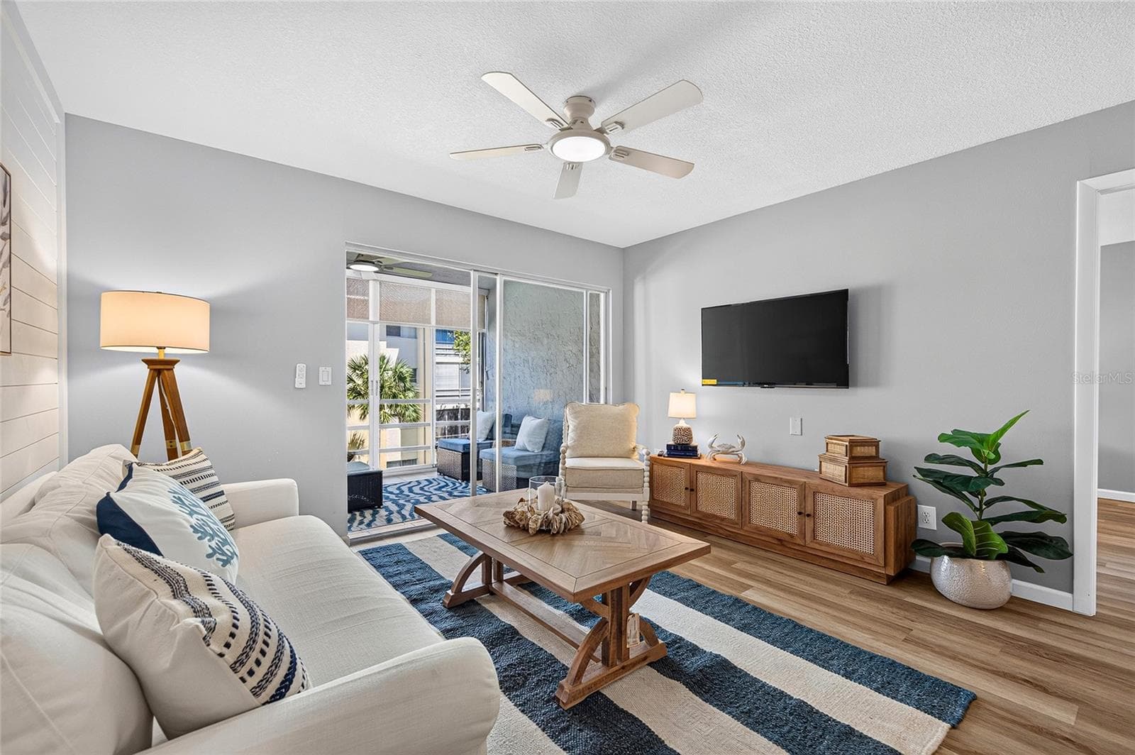 Condominium at 995 LAGUNA DR #305, VENICE, photo 18 of 60