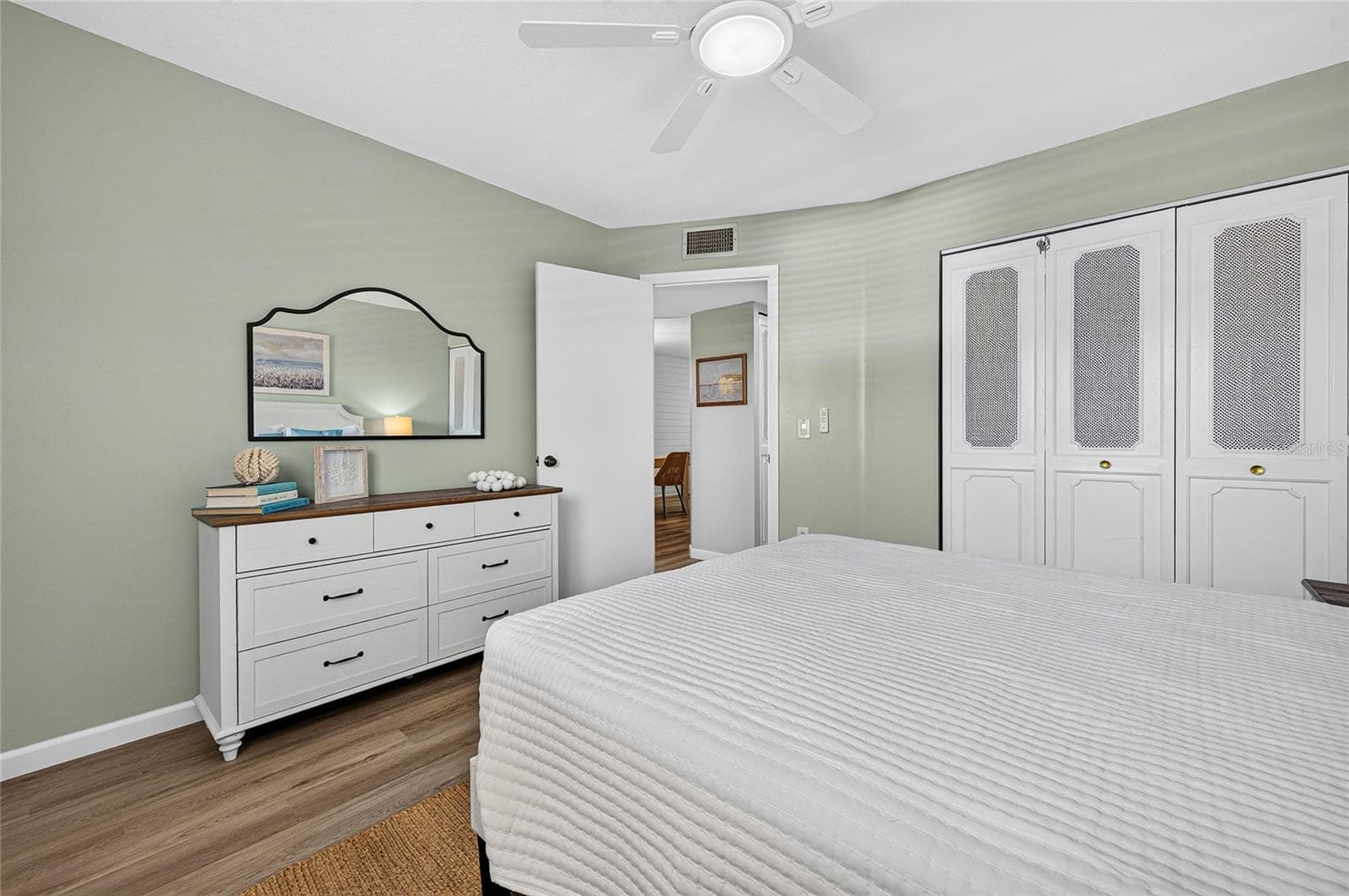 Condominium at 995 LAGUNA DR #305, VENICE, photo 43 of 60