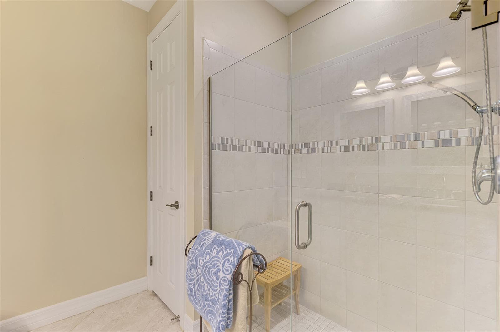 Single Family Residence at 2536 MARTON OAK BLVD, NORTH PORT, photo 37 of 90